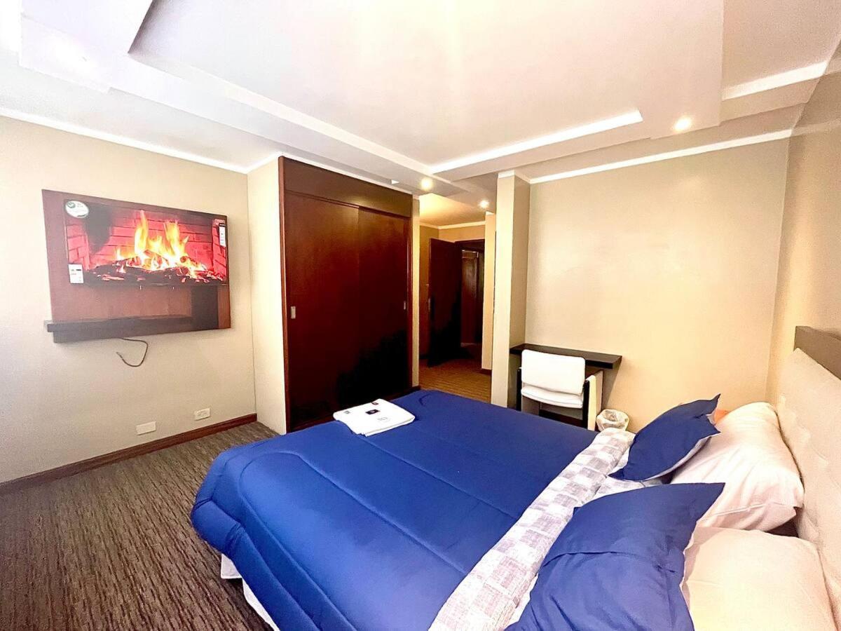 Lujosa Habitación en elegante departamento de Quito Exterior foto